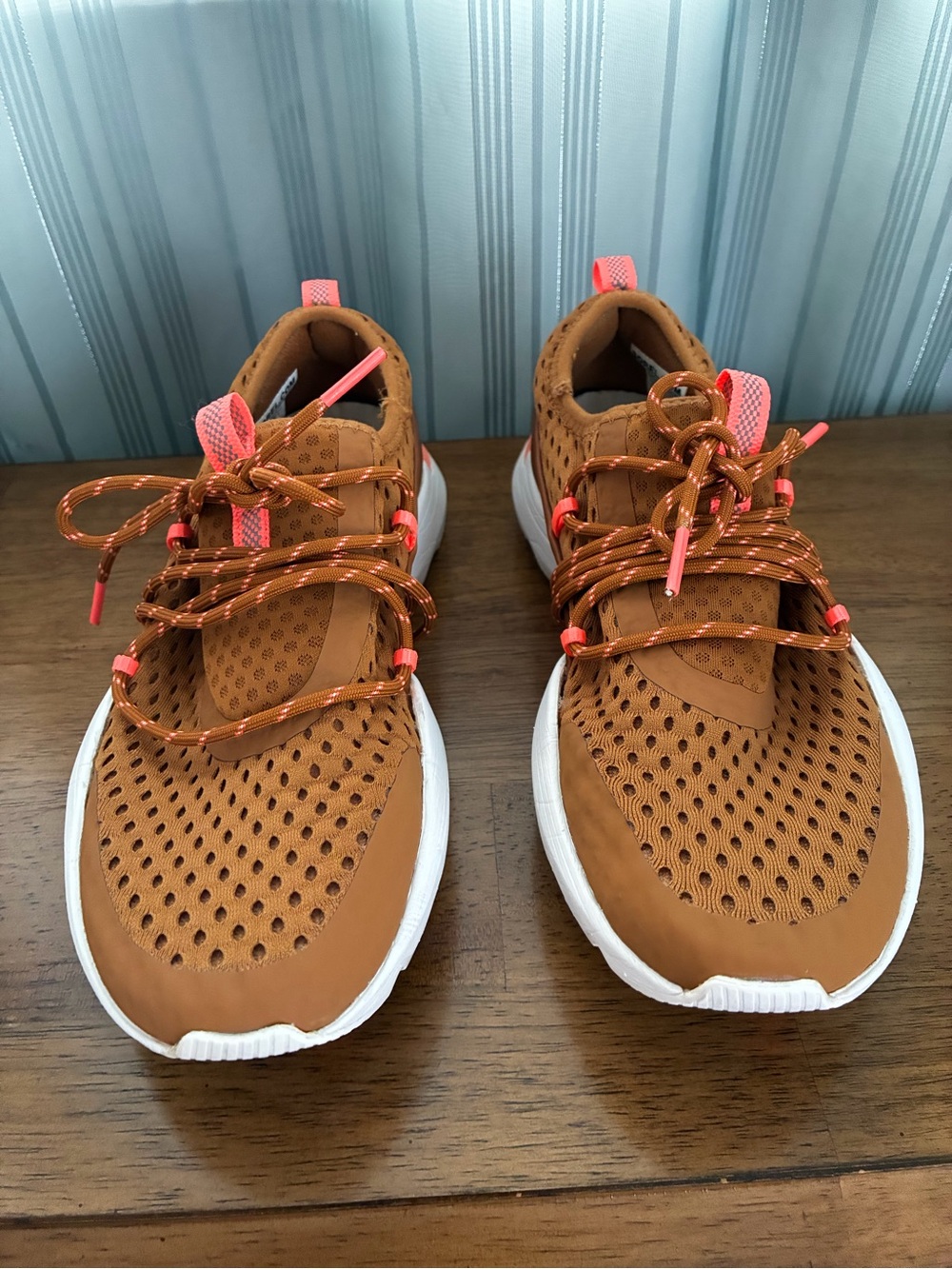 Sorel Kinetic Impact Slip on Coyote Brown Sneakers with Pink Accents - Picture 6 of 8